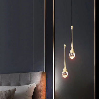 Luxe Lightfall: lámpara de araña de cristal para espacios contemporáneos 